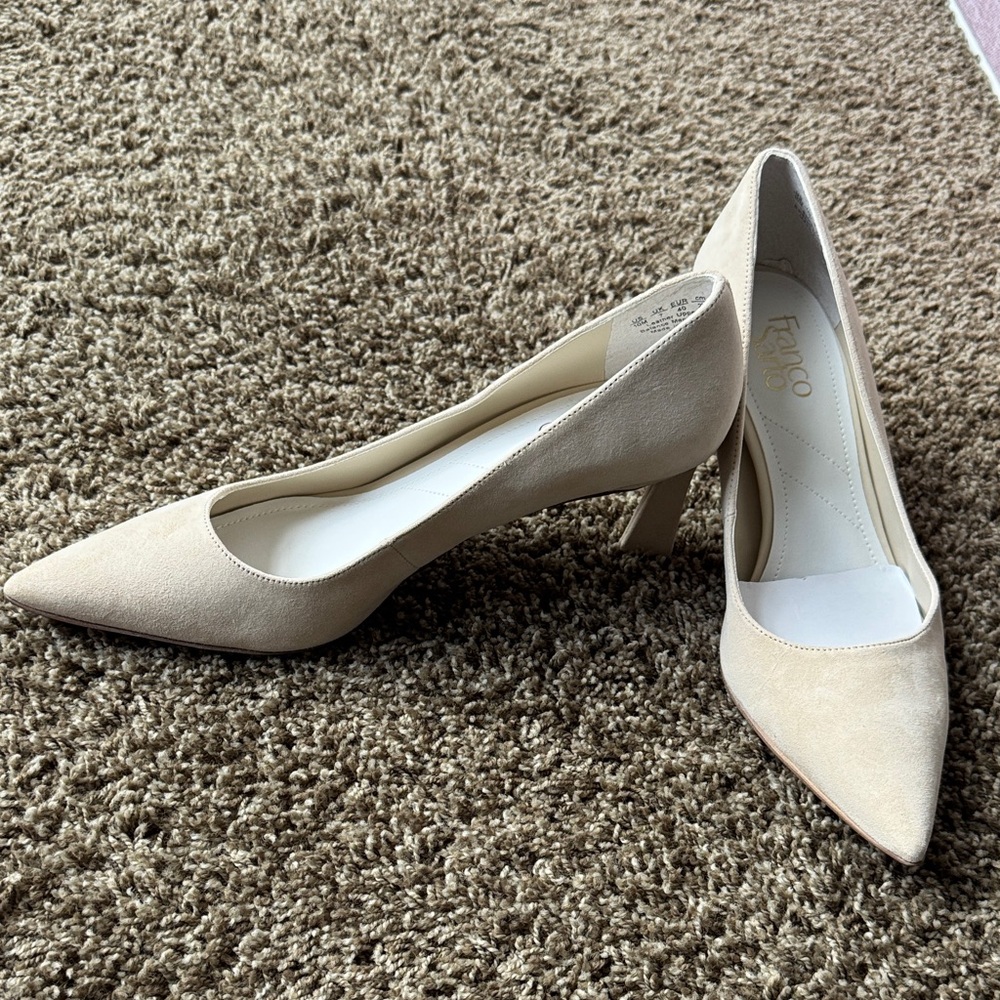 Franco Sarto Cream Pointed-Toe Heels